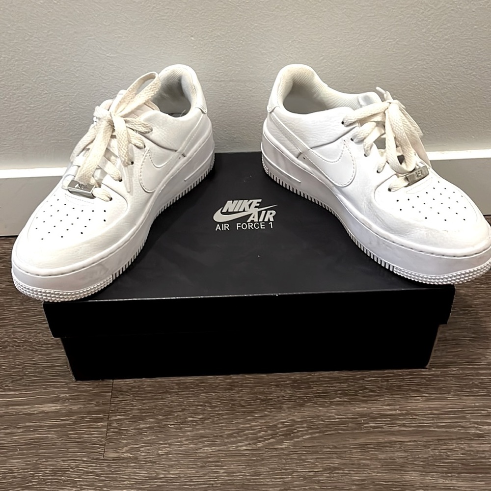 NEW NIKE Air Force 1s